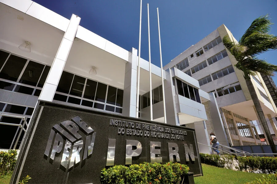 Sindsaúde cobra na Justiça pagamento de aposentados e pensionistas até último dia do mês