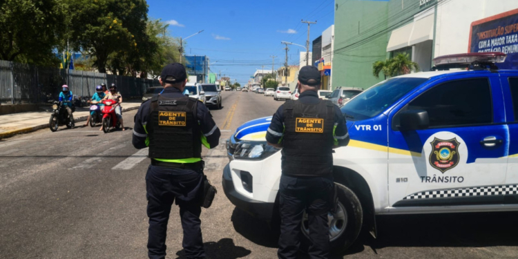 Avenida Alberto Maranhão será interditada para desfile de 7 de Setembro em Mossoró