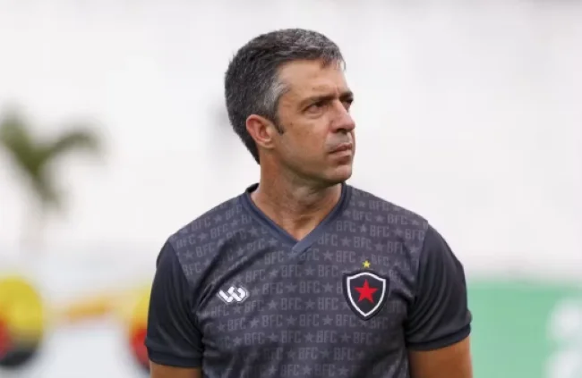 ABC anuncia João Burse como novo técnico para 2027