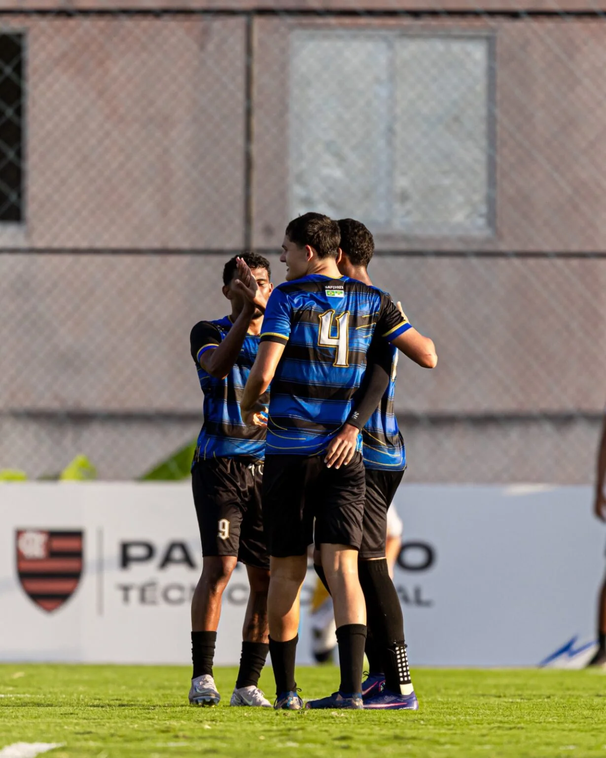 QFC e Flamengo promovem peneirão de atletas do Sub-6 ao Sub-20, veja como participar