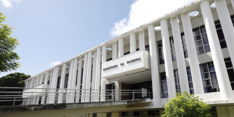 Governo do RN reabre prazo para negociação de débitos com descontos de até 99%