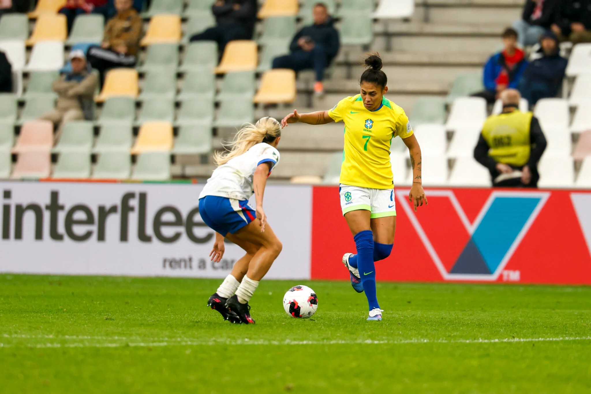Potiguar Gisele celebra gol pelo Brasil e projeta duelo contra os EUA no Mundial Sub-20