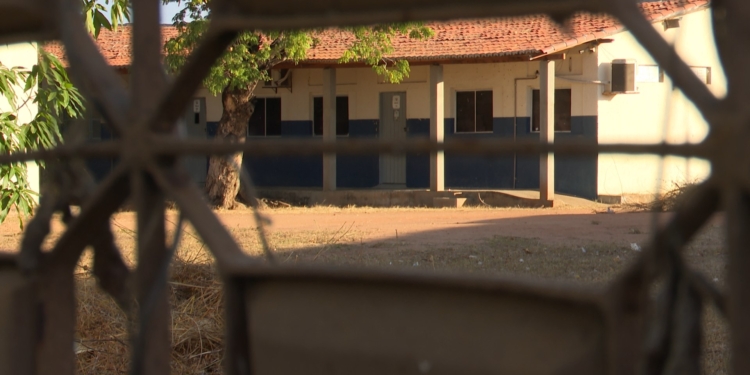 Escola Estadual Maria Stella adota aulas remotas temporariamente após desabamento de estrutura