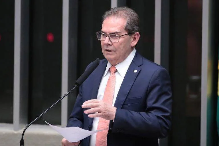 Paulinho da Força declara voto em Augusto Cury e critica polarização